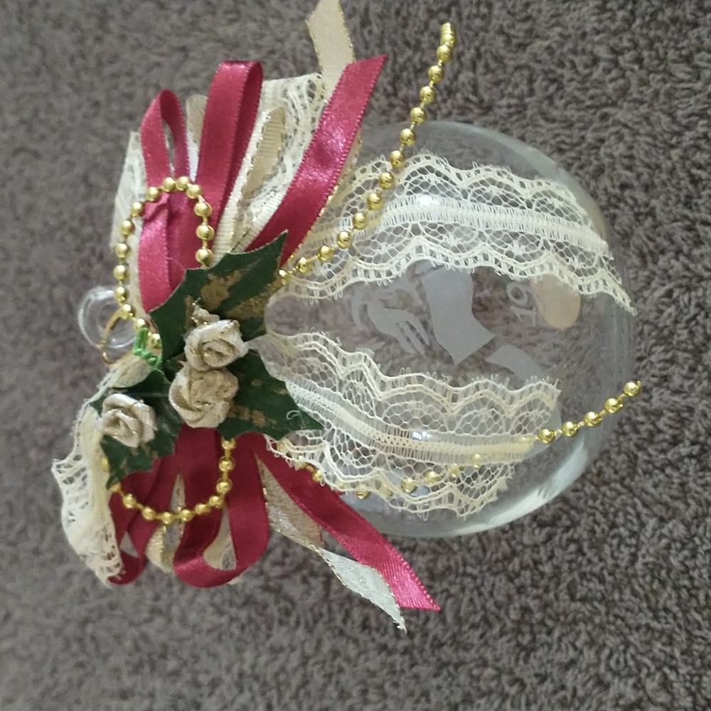 Vintage 1995 Princess House Handblown Crystal Ornament with Burgundy Ribb…